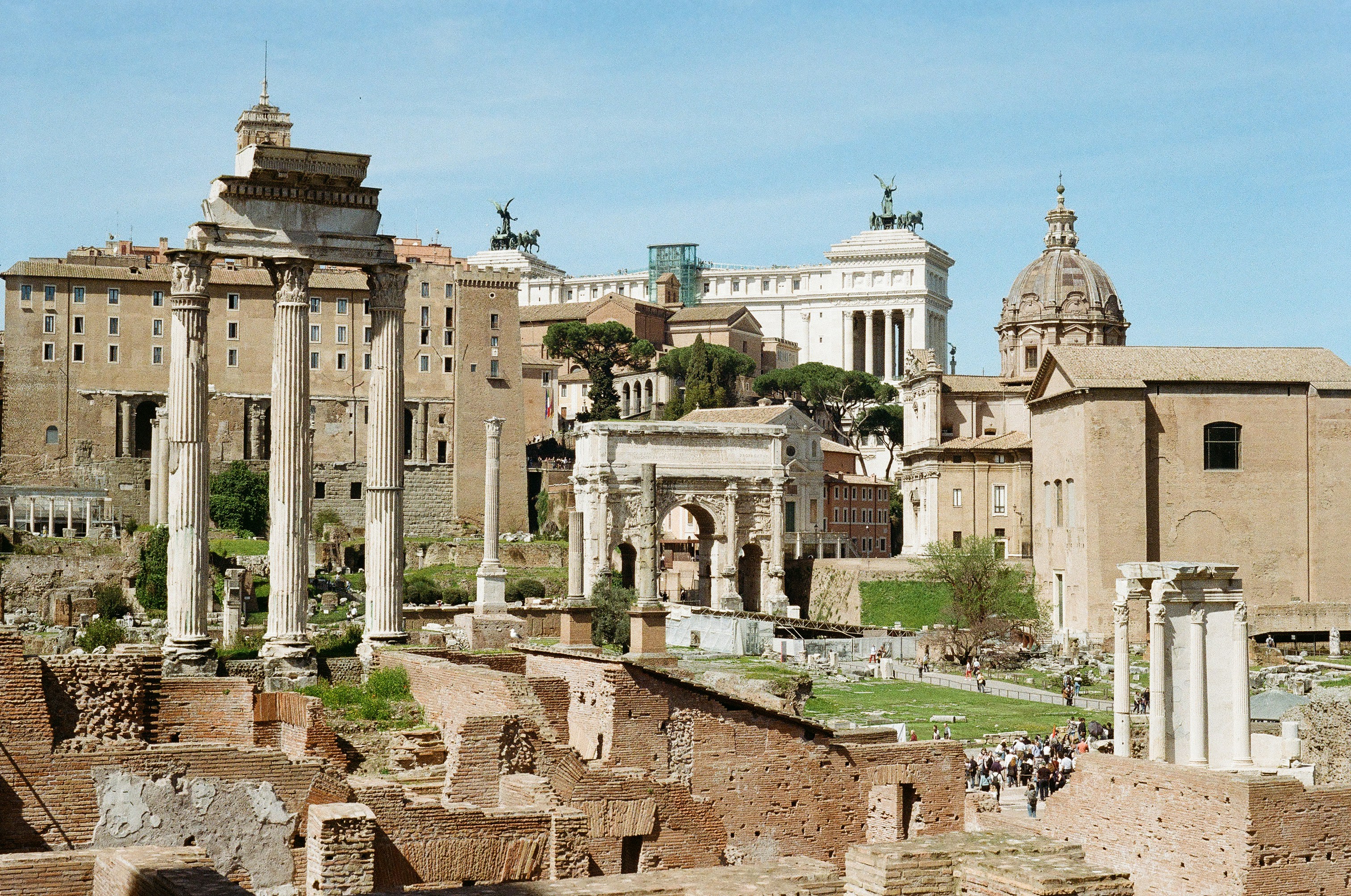 Fori Imperiali - luogo turistico a Roma