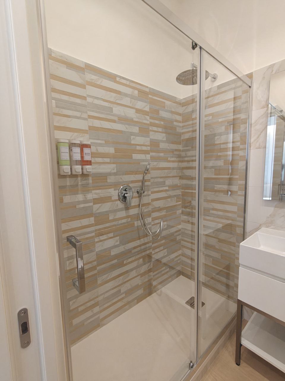 Miniatura Green Room 8