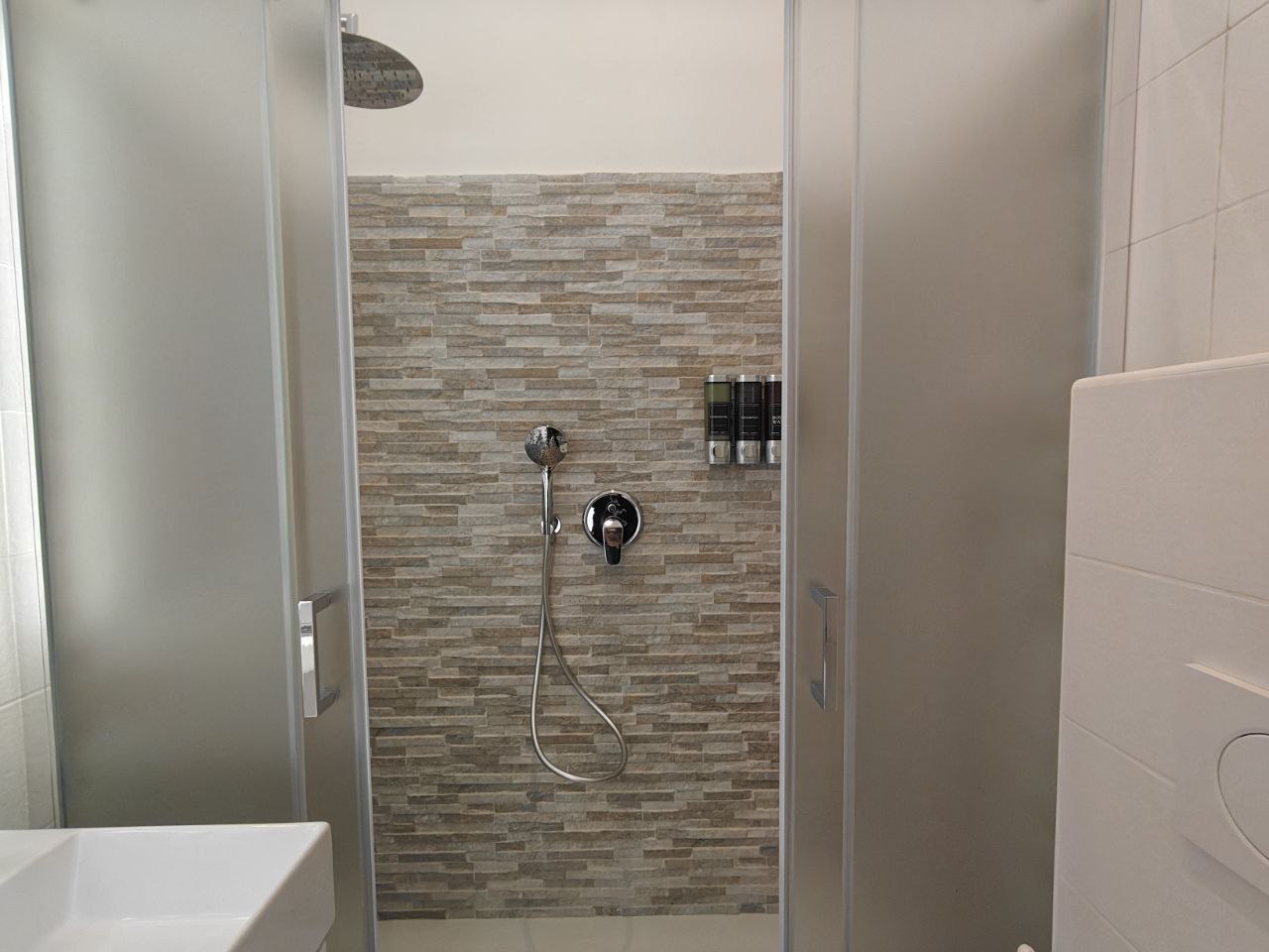 Miniatura Grey Room 8